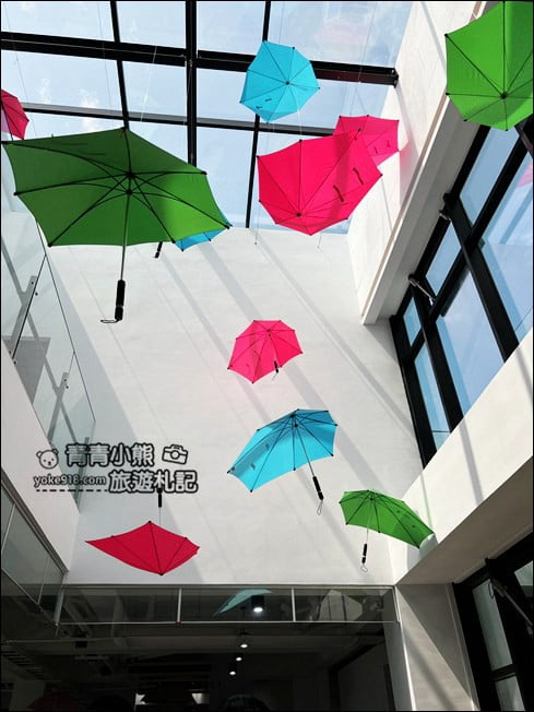 桃園新景點》國巨洋傘文創園區．擁有綠建築還有雨傘DIY @青青小熊＊旅遊札記