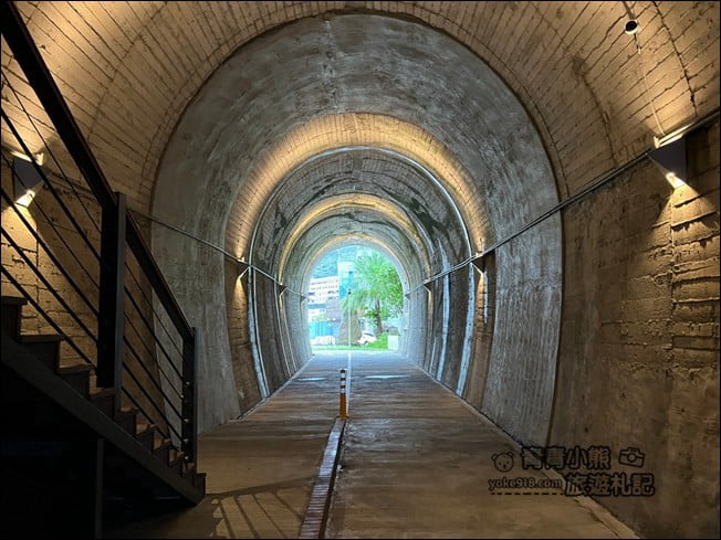 宜蘭打卡新亮點》蘇澳蘇東隧道，藏有彩色繽紛的螢光夢幻海底隧道 @青青小熊＊旅遊札記