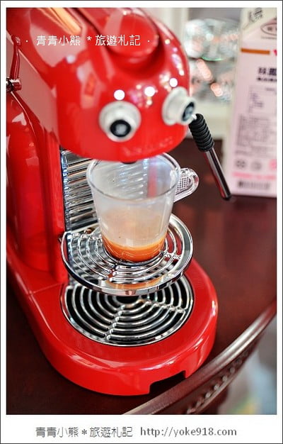 咖啡機》Nespresso Maestria～在家就像在咖啡館一樣 @青青小熊＊旅遊札記