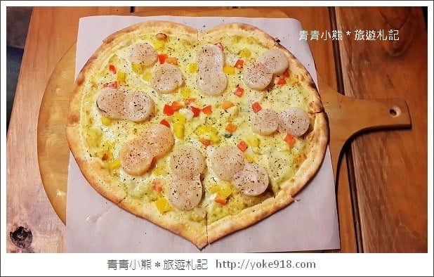 彰化美食》蜜魯手工窯烤柴燒披薩～令人難忘的美味愛心pizza @青青小熊＊旅遊札記