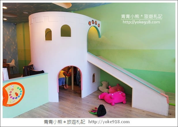 苗栗親子餐廳》頭份BQ Cafe．擁有親子玩樂空間及夢幻溜滑梯 @青青小熊＊旅遊札記