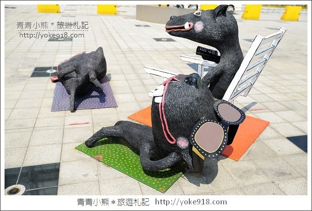 南科台灣第一犬》台南景點南科管理局-台灣第一犬小黑裝置藝術 @青青小熊＊旅遊札記