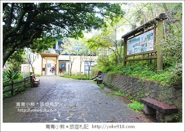 新竹橫山景點》大山北月景觀餐廳．山中小學改造的餐廳 @青青小熊＊旅遊札記