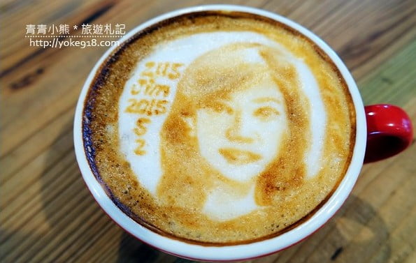 彰化咖啡廳推薦》吉米好站．用咖啡奶泡畫人像~超酷的人像咖啡 @青青小熊＊旅遊札記