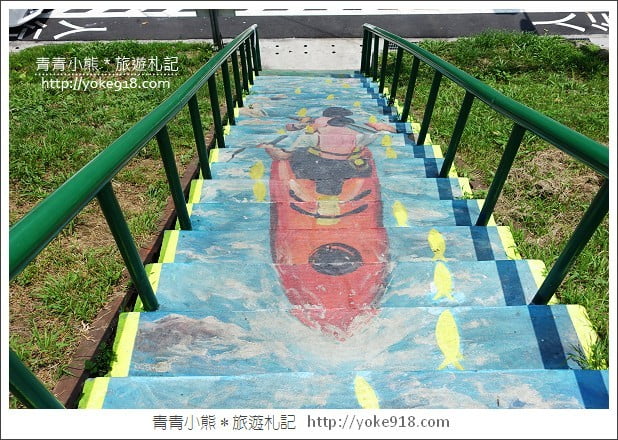 台北新景點》蘆洲彩繪狗階梯．河堤有可愛的彩繪階梯出沒 @青青小熊＊旅遊札記