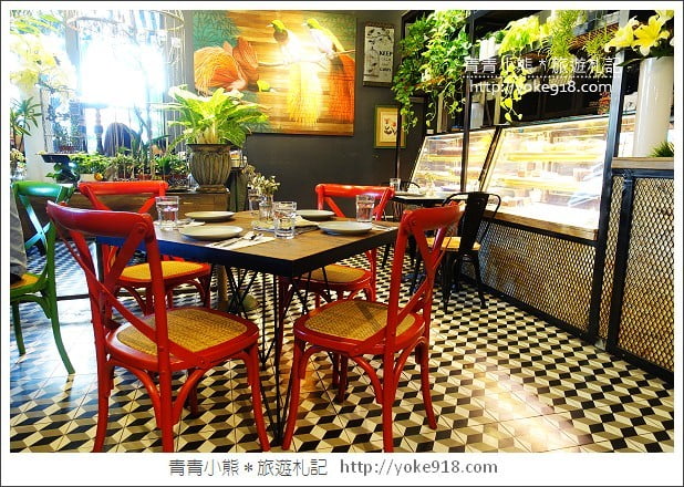 台中南屯美食》Thai J泰式料理餐廳．泰美麗的花園秘徑咖啡廳 @青青小熊＊旅遊札記