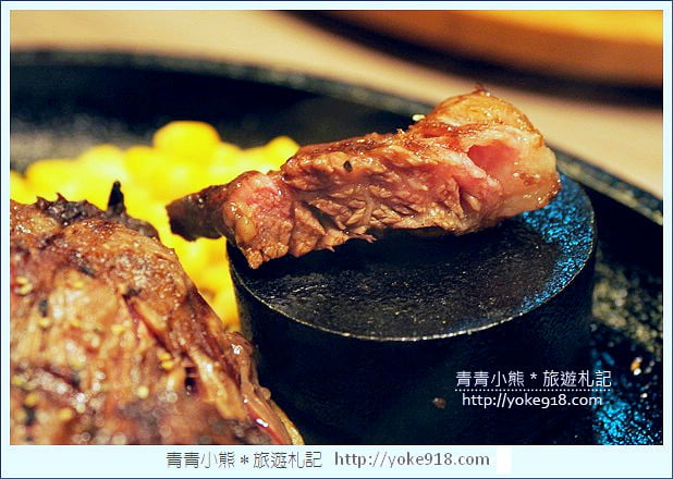 沖繩隱藏版美食》STEAK HIKARU和牛牛排，和牛不再貴森森，讓人想再吃的牛排 @青青小熊＊旅遊札記