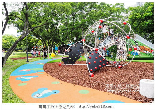 新北市新景點》林口小熊公園．以小熊為主題的公園~兒童共融遊戲場超好玩 @青青小熊＊旅遊札記