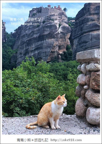 希臘景點》梅提歐拉 Meteora ．蓋在巨石上的修道院~有如飄浮在空中的天空之城 @青青小熊＊旅遊札記