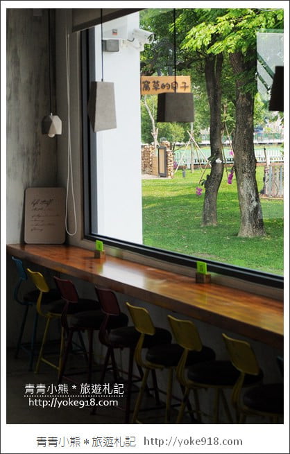 台中新景點》霧峰窩草的日子·充滿綠色植物，悠閒自在的咖啡廳 @青青小熊＊旅遊札記