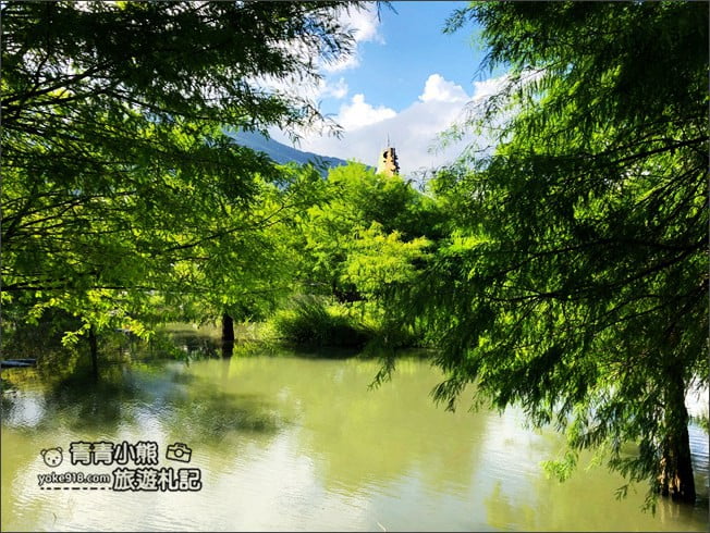 花蓮景點》松湖驛站．吉安迷你版雲山水~美麗的湖畔風光，餵魚、吃美食去 @青青小熊＊旅遊札記