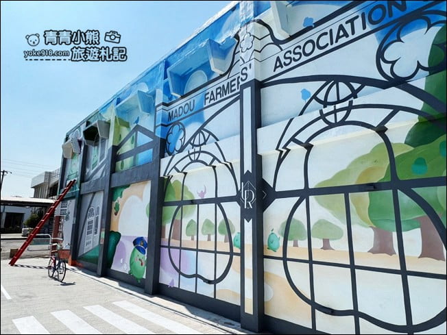 台南景點》麻豆柚兒園．Q版大型公仔、彩繪牆面太可愛 @青青小熊＊旅遊札記