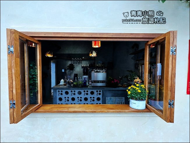 南投景點》埔里金悅玻璃屋咖啡廳~漂亮的彩色玻璃屋，夢幻的小天地 @青青小熊＊旅遊札記