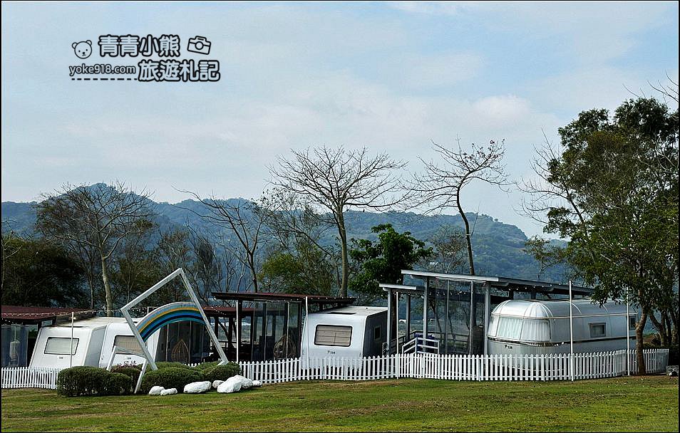 苗栗景點》自然風情景觀餐廳民宿．夢幻露營車，住在星空露營車上好Chill @青青小熊＊旅遊札記
